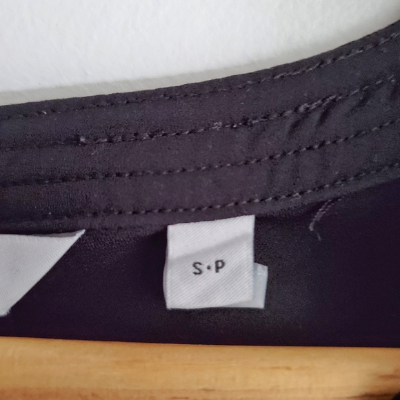 REITMANS Roll Up Blouse Black Size S - Picture 4 of 9